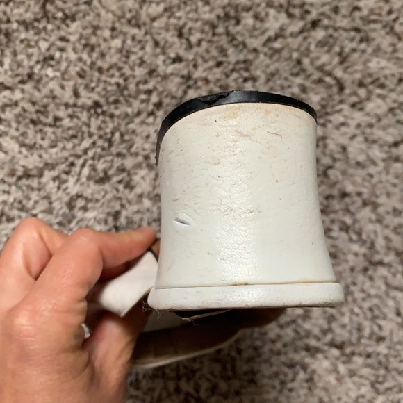 Enzo Angiolini White Mules - Picture 6 of 7